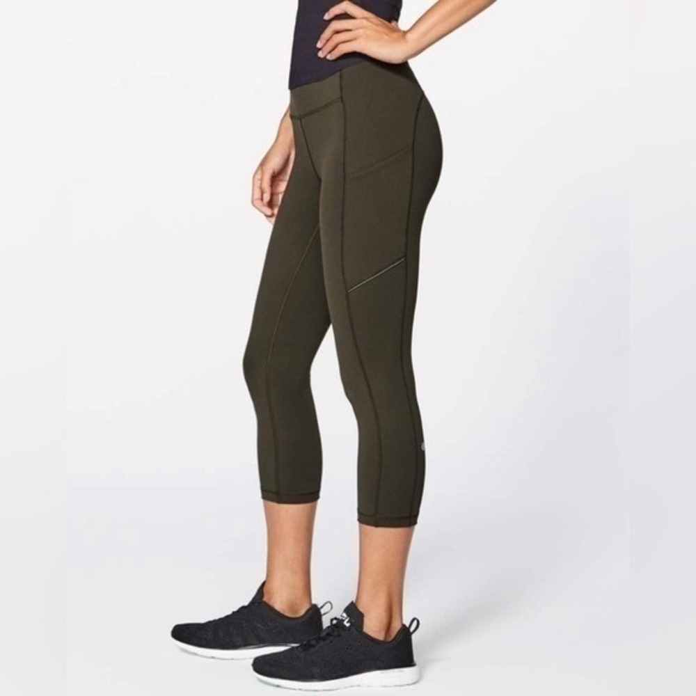 Lululemon Speed Up‎ Crop *21" Dark Olive 4 Running Active Gym Workout Outdoors